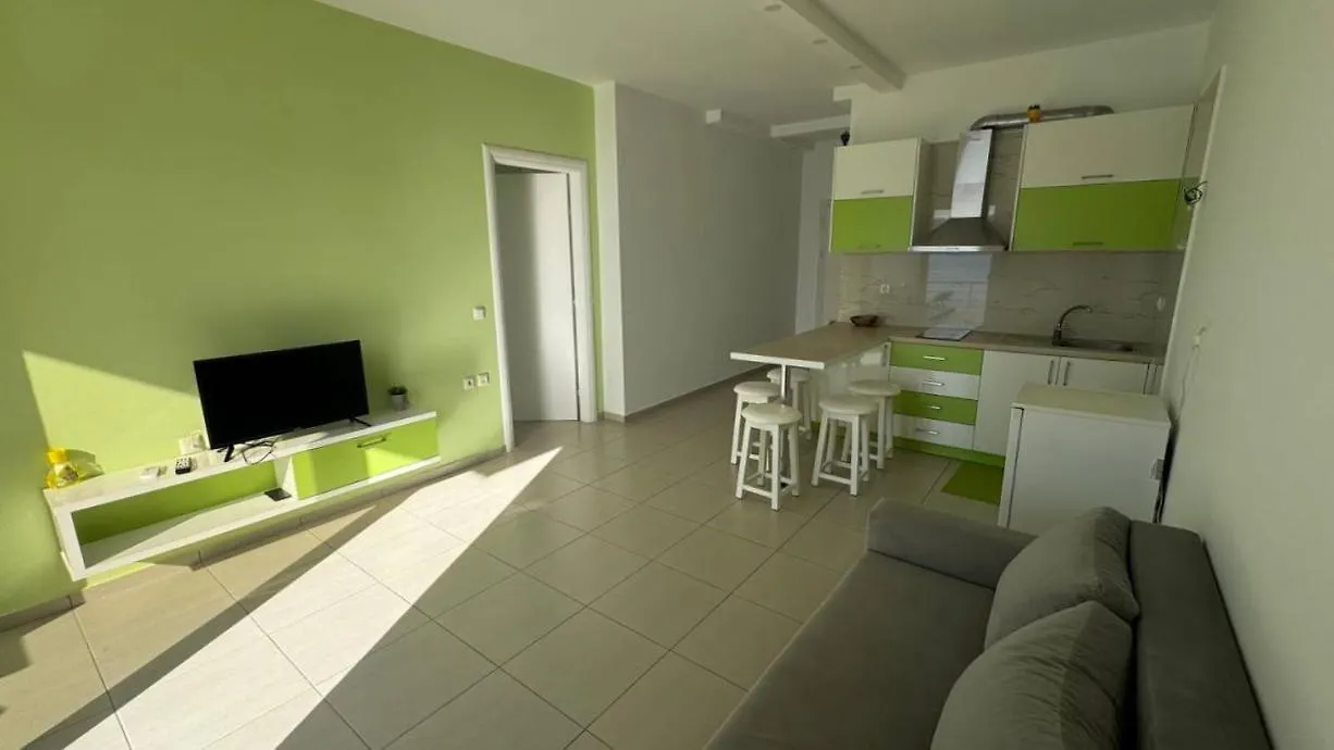Spring Sea View Apartment Sarande 0*,