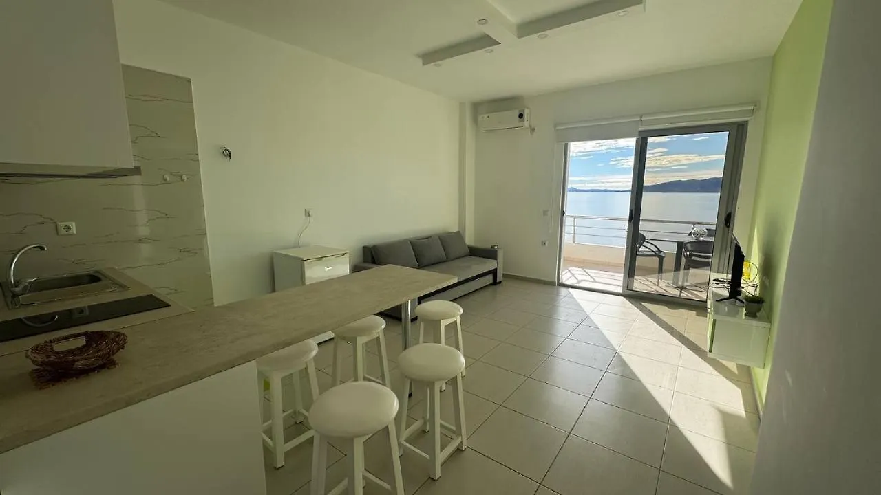 Spring Sea View Apartment Sarande