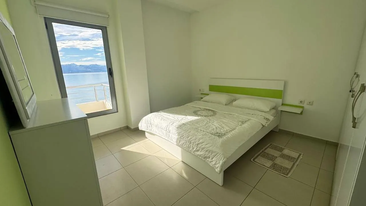 Spring Sea View Apartment Sarande