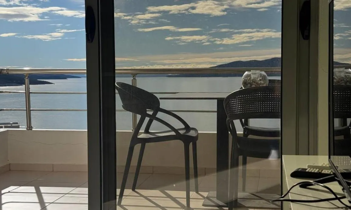 Spring Sea View Apartment Sarande 0*,  Albania