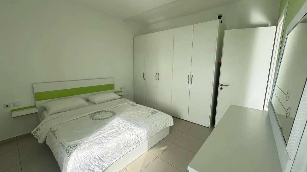 Spring Sea View Apartment Sarande
