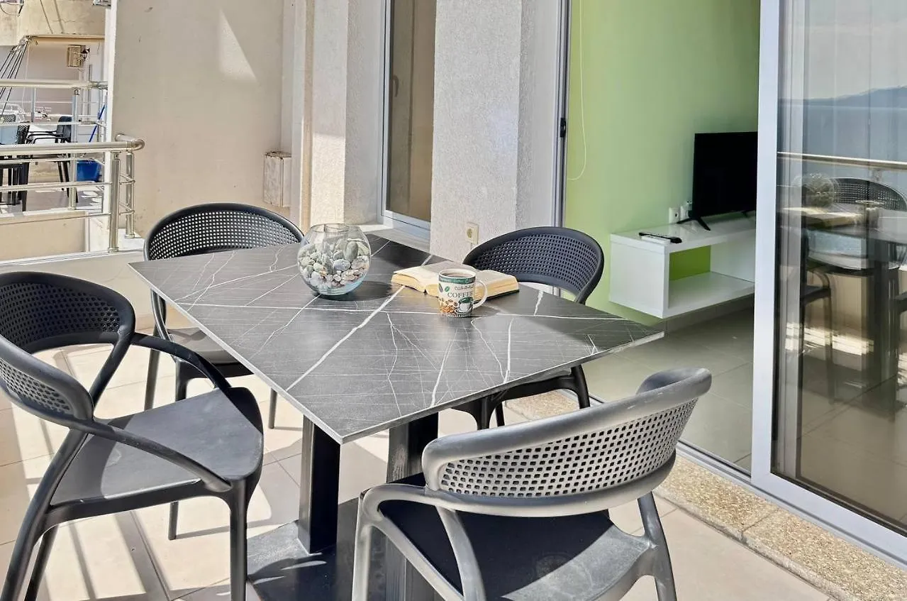 Spring Sea View Apartment Sarandë Albanien