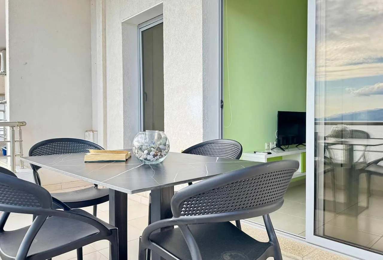 Spring Sea View Apartment Sarandë
